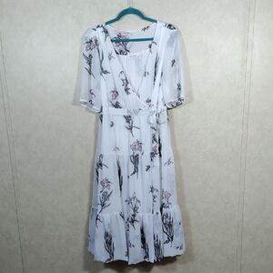 03522 Roller Rabbit white w/pink floral print wrap dress XL